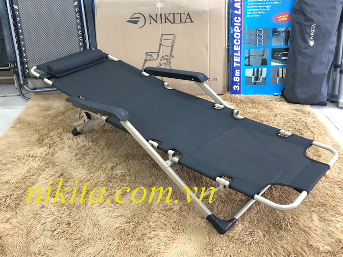 - Giường xếp thư giãn đa năng Nikita Nika-138 rất thẫm mỹ và đa năng.